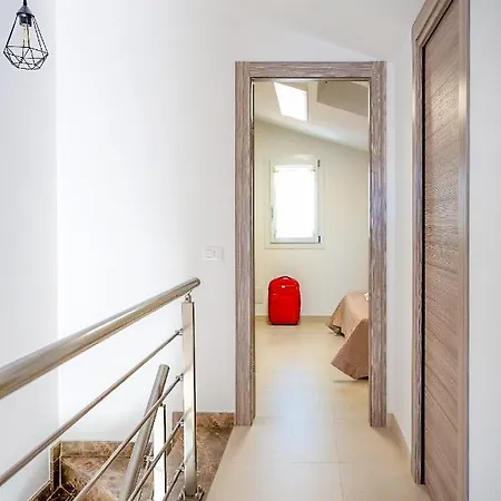 Salinelle Beach Alicudi 2 Con Mini Piscina Idromassaggio Esclusiva Villa *