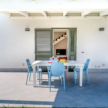 Βίλα Salinelle Beach Alicudi 2 Con Mini Piscina Idromassaggio Esclusiva
