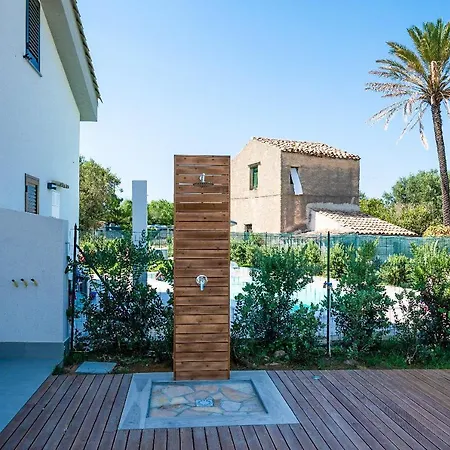 Βίλα Salinelle Beach Alicudi 2 Con Mini Piscina Idromassaggio Esclusiva *